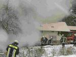 Brand Spandlberg 24.01.05 Starker Schneefall und Minusgrade erschweren die Loescharbeiten